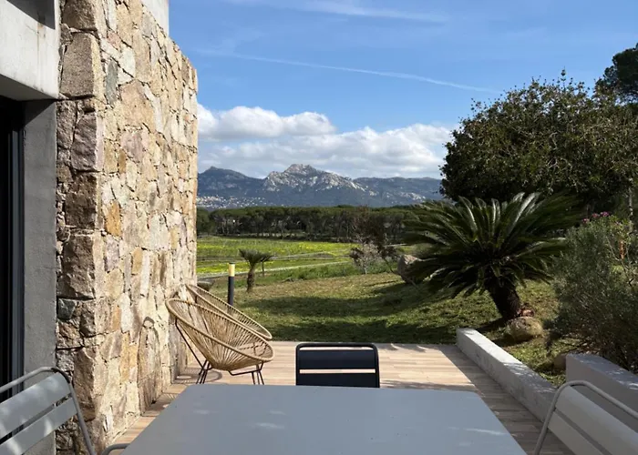 Paolina Villa Calvi (Corsica)